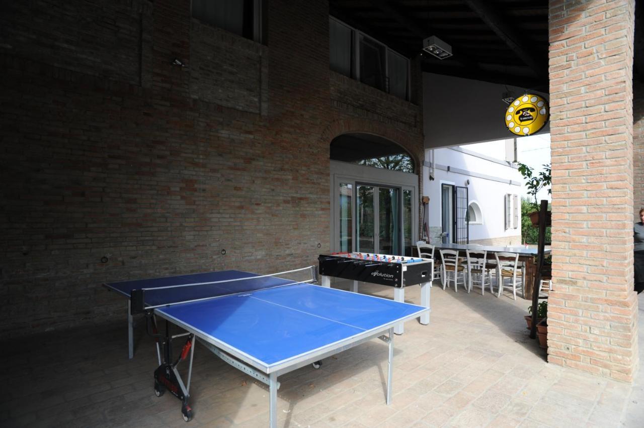 ホテル Tlcafe Hospitality San Secondo Parmense エクステリア 写真
