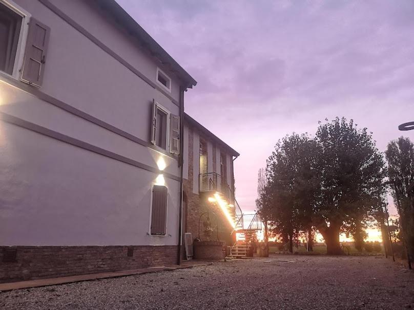 ホテル Tlcafe Hospitality San Secondo Parmense エクステリア 写真